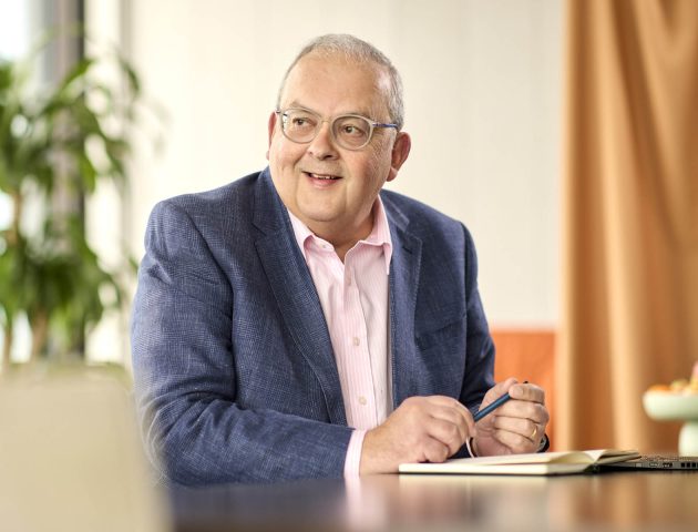 Mark Bladon